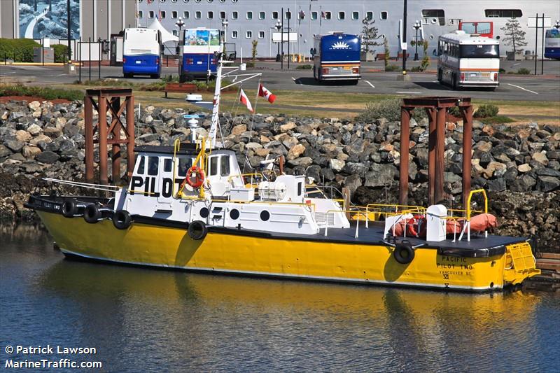 pacific pilot two (Unknown) - IMO , MMSI 316005175 under the flag of Canada