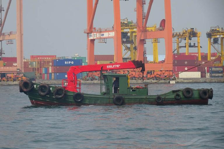 charng lai () - IMO , MMSI 416000001, Call Sign 0935930 under the flag of Taiwan