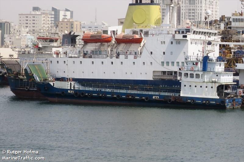 mooj bandar () - IMO , MMSI 422066900 under the flag of Iran