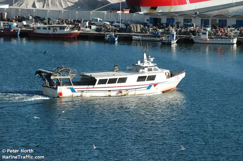 toni segundo (Fishing vessel) - IMO 2862000, MMSI 224010920, Call Sign EA2924 under the flag of Spain