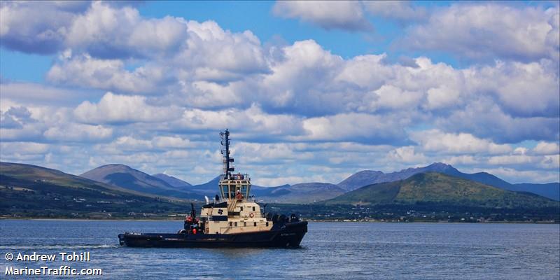 ayton cross (Tug) - IMO , MMSI 235000031, Call Sign ZQBH7 under the flag of United Kingdom (UK)