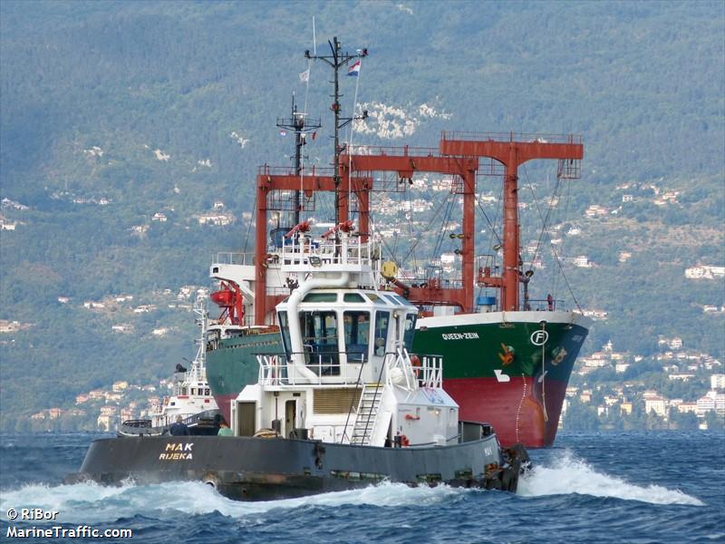 mak (Tug) - IMO 9366615, MMSI 238402640, Call Sign 9AA4527 under the flag of Croatia