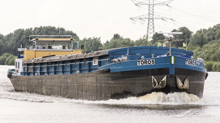 toros (Cargo ship) - IMO , MMSI 244660305, Call Sign PE9963 under the flag of Netherlands