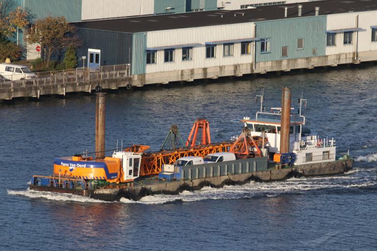 parcival (Cargo ship) - IMO , MMSI 244770514, Call Sign PC3324 under the flag of Netherlands
