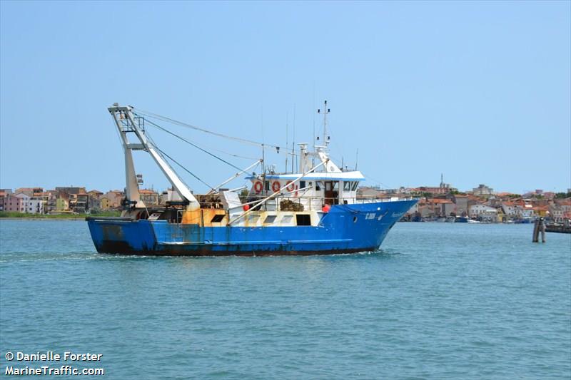 freccia azzurra (Fishing vessel) - IMO , MMSI 247142730, Call Sign IXJO under the flag of Italy