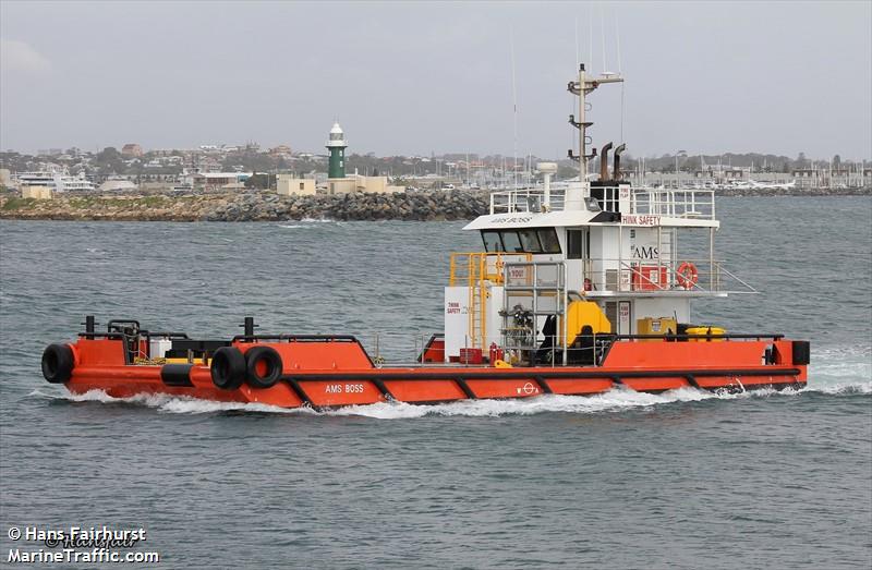 ams boss (Tug) - IMO , MMSI 503481800, Call Sign VNW6270 under the flag of Australia