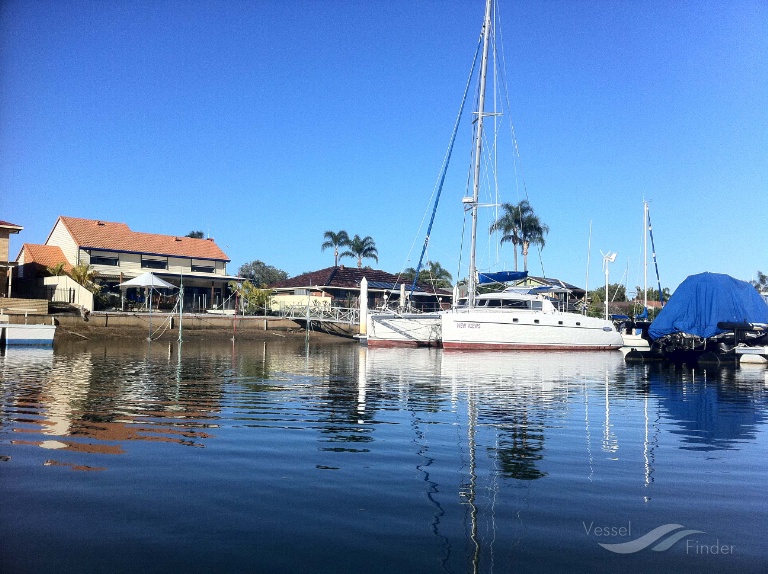 new views (Sailing vessel) - IMO , MMSI 503713500, Call Sign VJN3895 under the flag of Australia