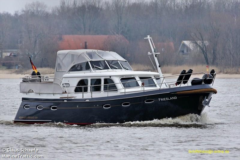 friesland (Pleasure craft) - IMO , MMSI 211559530, Call Sign DG 7013 under the flag of Germany
