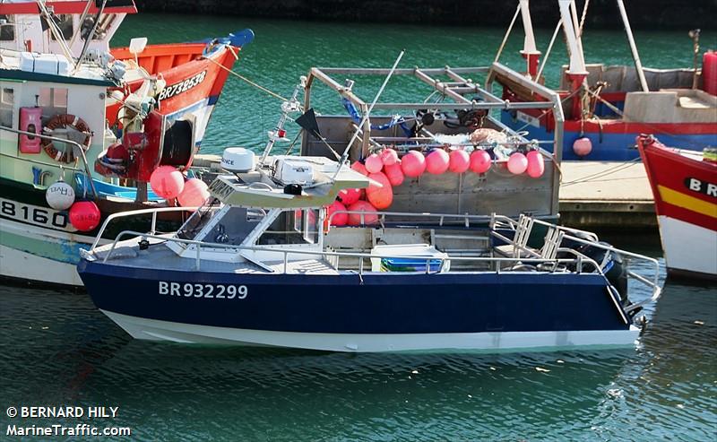 ourasi (Fishing vessel) - IMO , MMSI 227373060, Call Sign OURASI under the flag of France