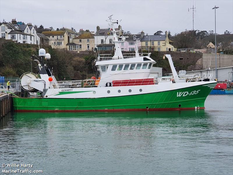 kennedy wd135 () - IMO , MMSI 250005681, Call Sign EIVS9 under the flag of Ireland