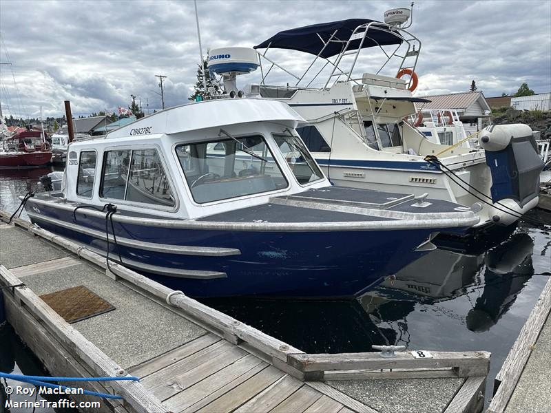 big bay commuter (Pleasure craft) - IMO , MMSI 316033456 under the flag of Canada
