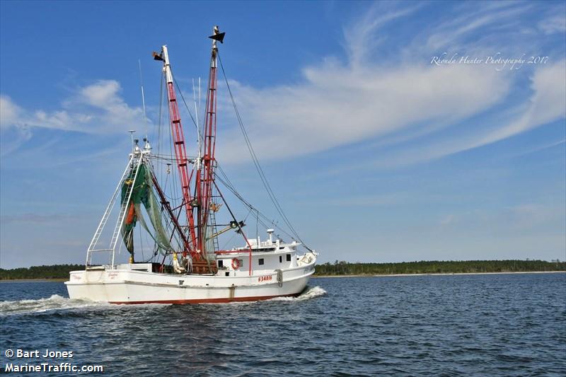 capt phillips (Fishing vessel) - IMO , MMSI 367457370, Call Sign WDF4927 under the flag of United States (USA)