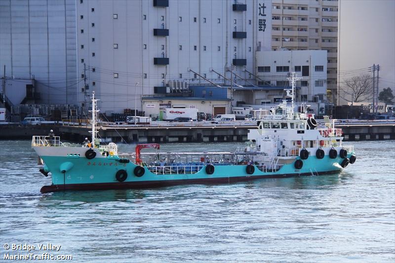 sunriseroad (Tanker) - IMO , MMSI 431014152, Call Sign JD4743 under the flag of Japan