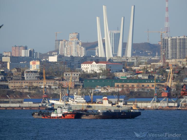 hhic b1 (Cargo ship) - IMO , MMSI 440223310, Call Sign 301HHIC under the flag of Korea