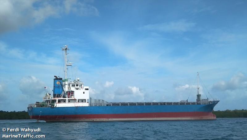 km.indah costa () - IMO , MMSI 525022020, Call Sign PNPG under the flag of Indonesia