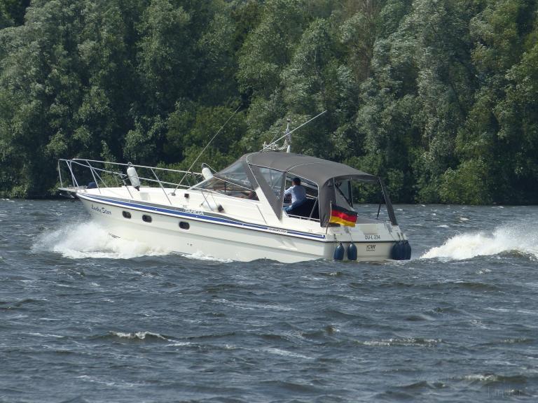 lucky star (Pleasure craft) - IMO , MMSI 211348710, Call Sign DF 4736 under the flag of Germany