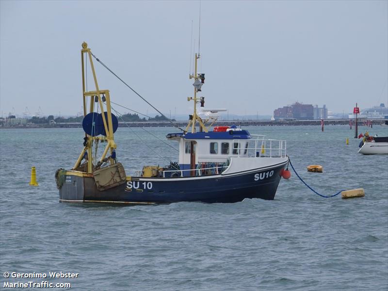 inspiration - su10 (Fishing vessel) - IMO , MMSI 235072241, Call Sign 2AZS8 under the flag of United Kingdom (UK)