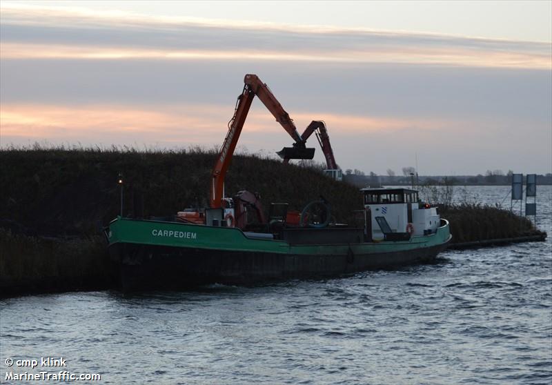 carpediem (Dredging or UW ops) - IMO , MMSI 244660940, Call Sign PF9850 under the flag of Netherlands