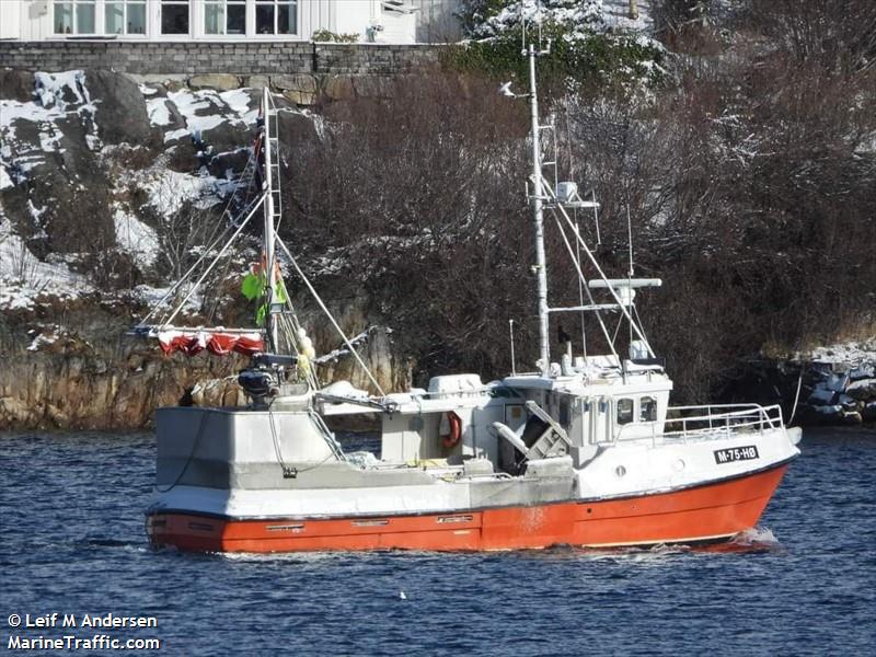 brattskjaer () - IMO , MMSI 257117500, Call Sign LM6458 under the flag of Norway
