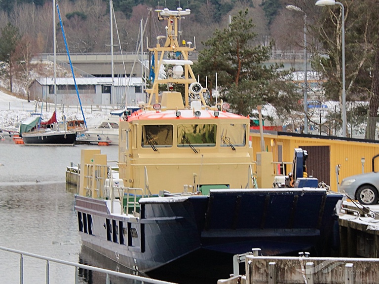 candela (Port tender) - IMO , MMSI 265623120, Call Sign SEWV under the flag of Sweden