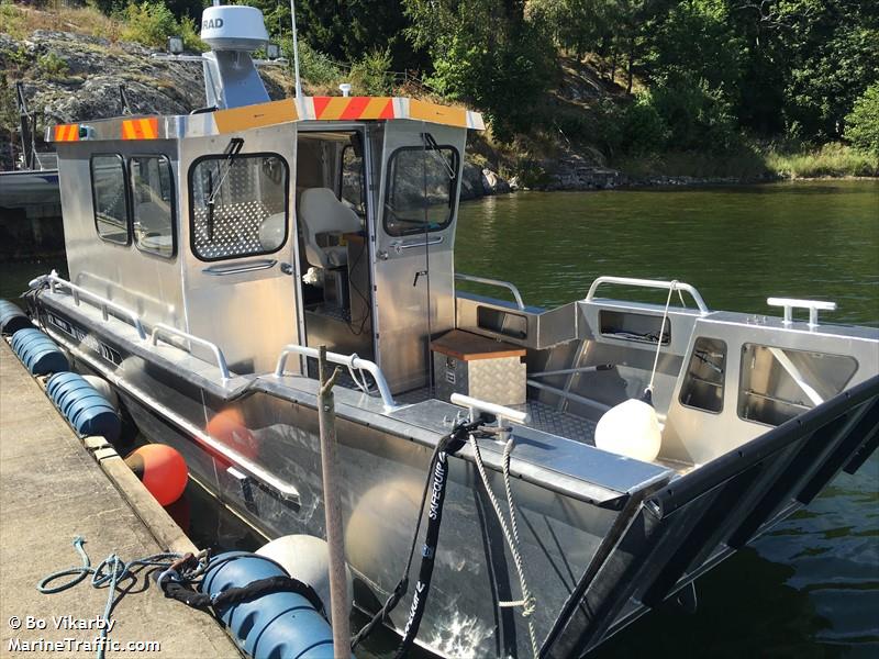 jiroca (Diving ops) - IMO , MMSI 265760580, Call Sign SE9901 under the flag of Sweden