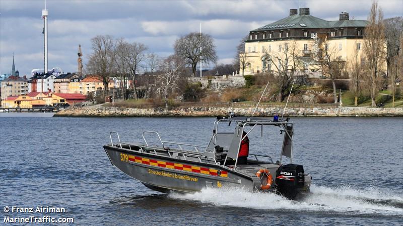 dykerifartyg 379 (Law enforcment) - IMO , MMSI 265794650, Call Sign 7SA2810 under the flag of Sweden