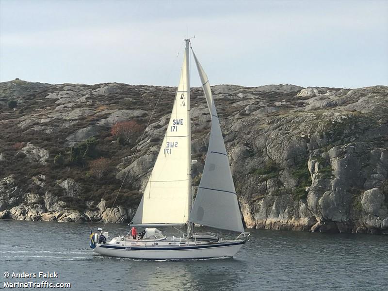 larus (Pleasure craft) - IMO , MMSI 265806510, Call Sign SC4951 under the flag of Sweden