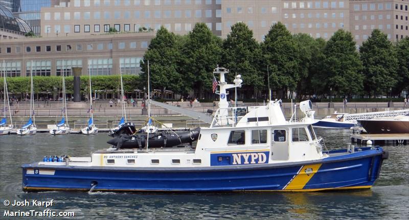 nypd 8 (Law enforcment) - IMO , MMSI 367637910, Call Sign WDH6433 under the flag of United States (USA)