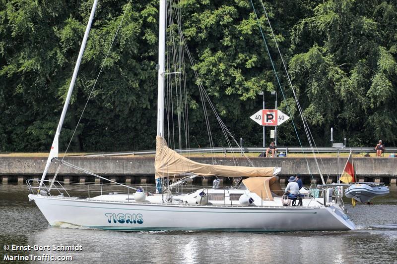 tigris (Sailing vessel) - IMO , MMSI 211278770, Call Sign DCML under the flag of Germany