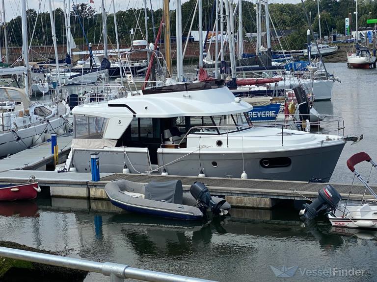 willow (Pleasure craft) - IMO , MMSI 232023837, Call Sign MFWU3 under the flag of United Kingdom (UK)