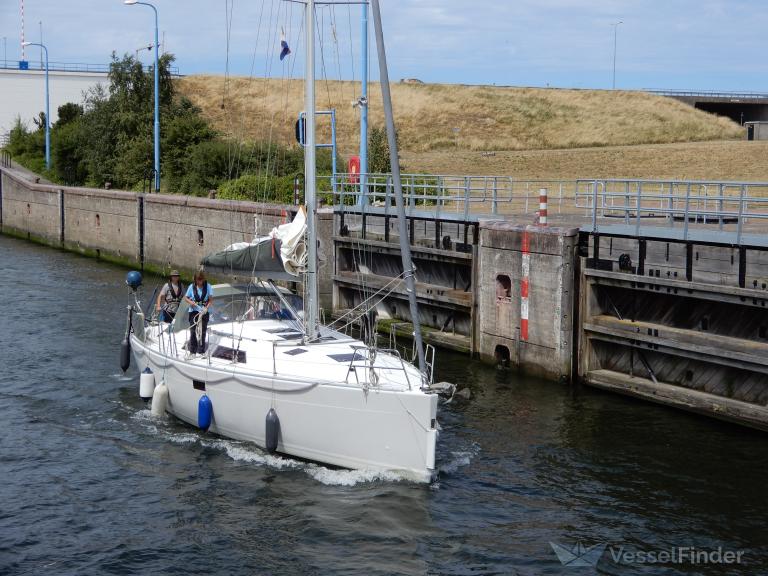 sorted (Sailing vessel) - IMO , MMSI 235092835, Call Sign 2FNY5 under the flag of United Kingdom (UK)