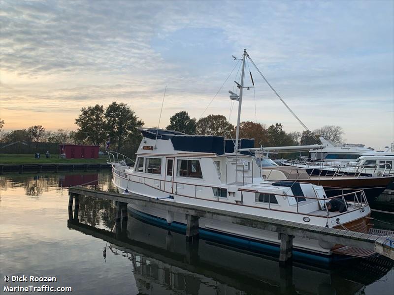 iv roses (Pleasure craft) - IMO , MMSI 244012724, Call Sign PI8072 under the flag of Netherlands