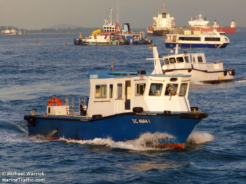 hlbs 18 (Passenger ship) - IMO , MMSI 563004844, Call Sign SC4844I under the flag of Singapore