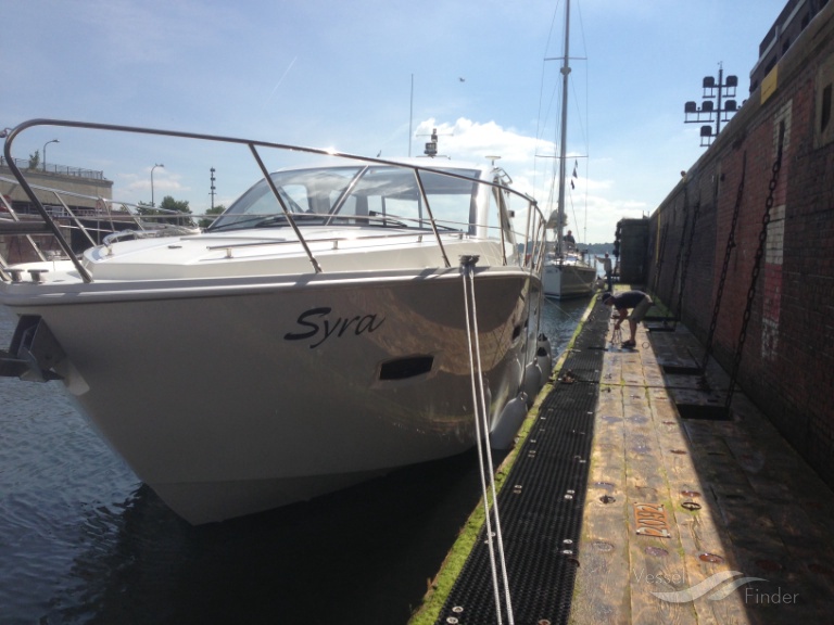 syra () - IMO , MMSI 211614600, Call Sign DK7257 under the flag of Germany
