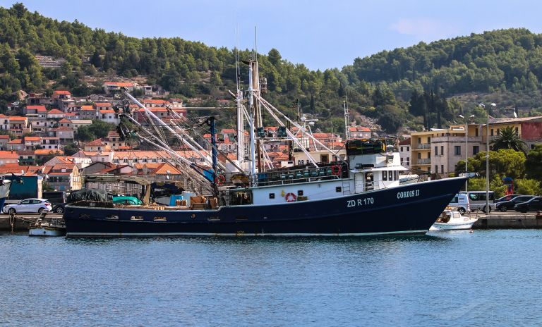 arbun i (Fishing Vessel) - IMO 8975275, MMSI 238469840, Call Sign 9AA5098 under the flag of Croatia