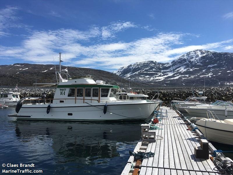 dc-8 (Pleasure craft) - IMO , MMSI 331442000, Call Sign XPB8464 under the flag of Greenland