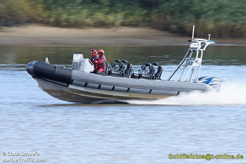 bremen 40 (-) - IMO , MMSI 211747680, Call Sign DB6628 under the flag of Germany