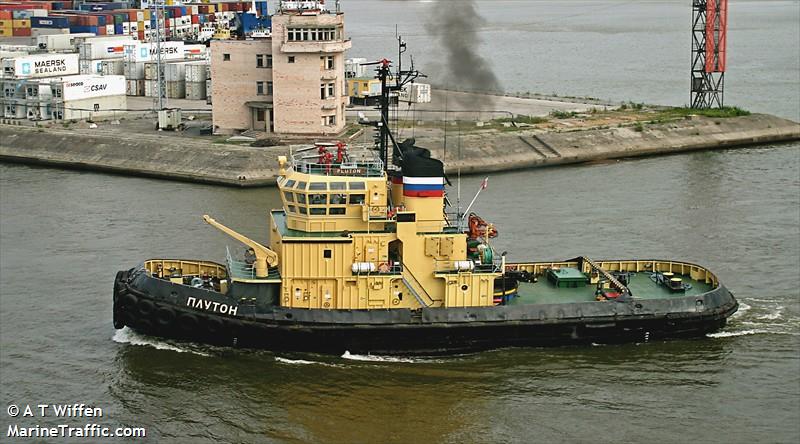 pluton (Tug) - IMO 8027121, MMSI 273122000, Call Sign UAHJ under the flag of Russia