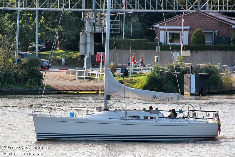 sy lotte (-) - IMO , MMSI 211176470, Call Sign DB4490 under the flag of Germany