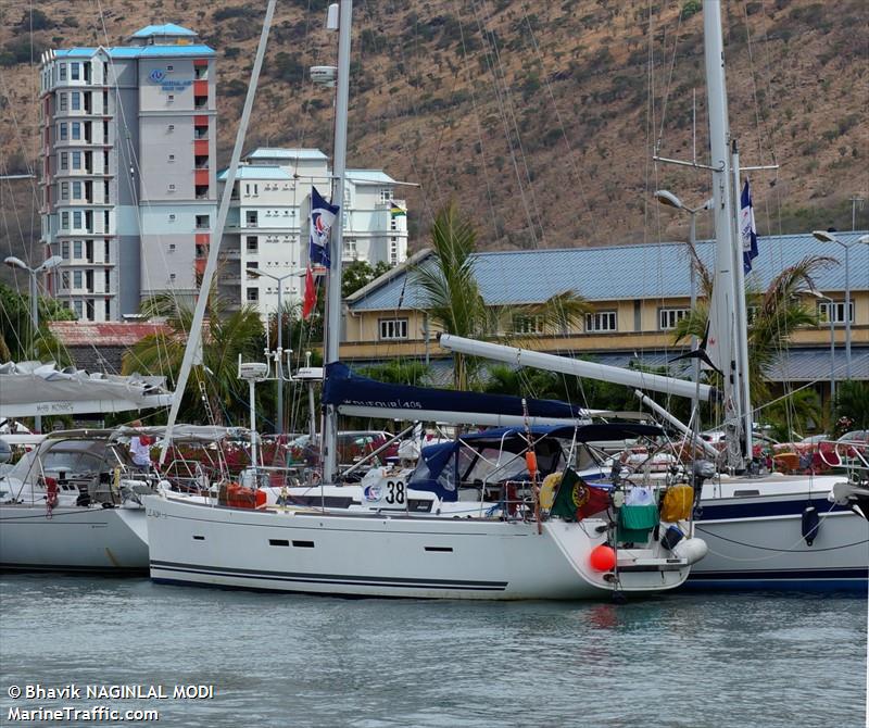 le aum (-) - IMO , MMSI 263923660, Call Sign CRA5107 under the flag of Portugal