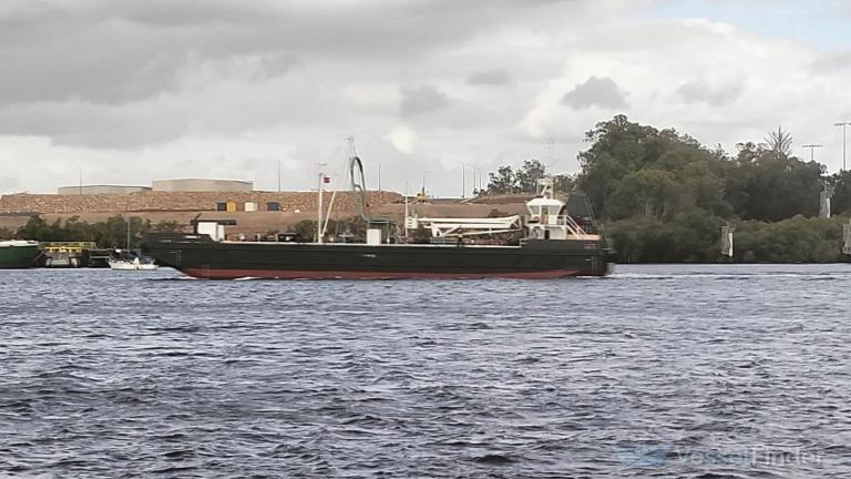 bunker v (-) - IMO , MMSI 503610000, Call Sign VKV5270 under the flag of Australia