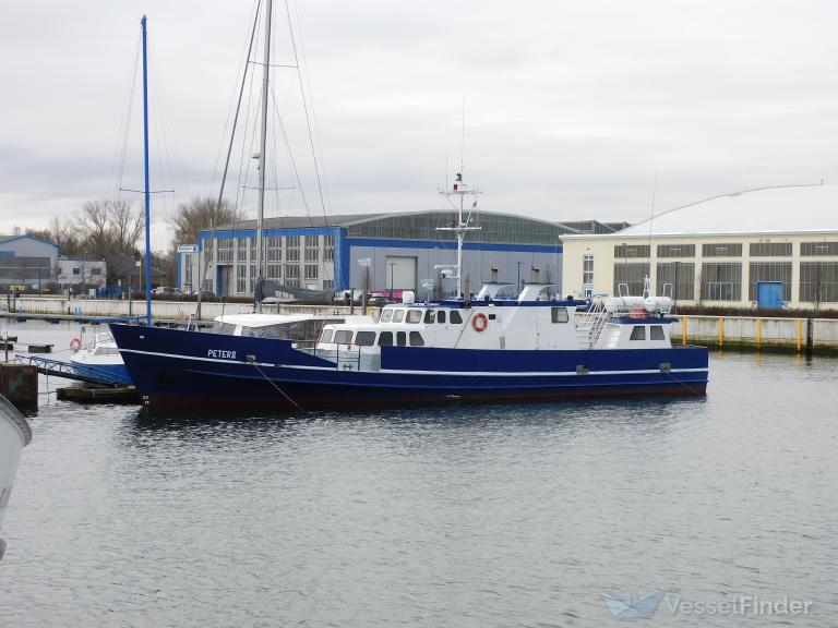 peter 2 (Passenger ship) - IMO , MMSI 211225760, Call Sign DLFJ under the flag of Germany