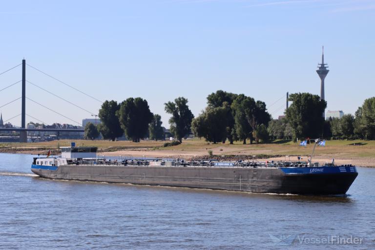 leonie (Tanker) - IMO , MMSI 211703410, Call Sign DH8882 under the flag of Germany