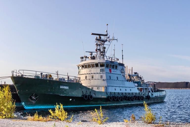 varma (Tug) - IMO 9028122, MMSI 230301000, Call Sign OGOE under the flag of Finland