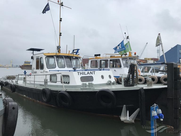 thilant (Towing vessel) - IMO , MMSI 244690104, Call Sign PG8595 under the flag of Netherlands