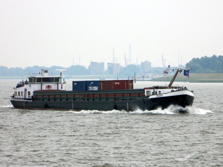 trudie (Cargo ship) - IMO , MMSI 244750043, Call Sign PE9379 under the flag of Netherlands