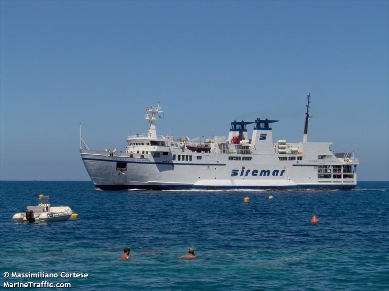 antonello da messina (Passenger/Ro-Ro Cargo Ship) - IMO 8708593, MMSI 247041800, Call Sign IWZT under the flag of Italy