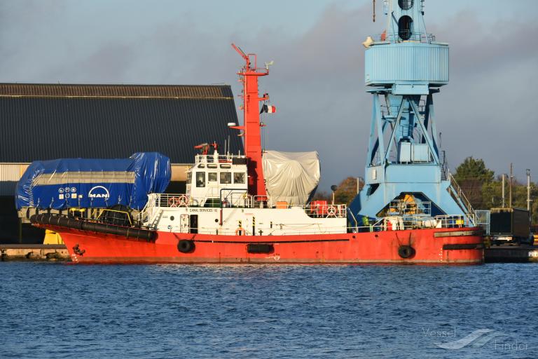 canal services 16 (Tug) - IMO , MMSI 264900334, Call Sign YQPB under the flag of Romania