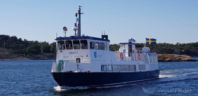 drott (Passenger ship) - IMO , MMSI 265607230, Call Sign SKQO under the flag of Sweden