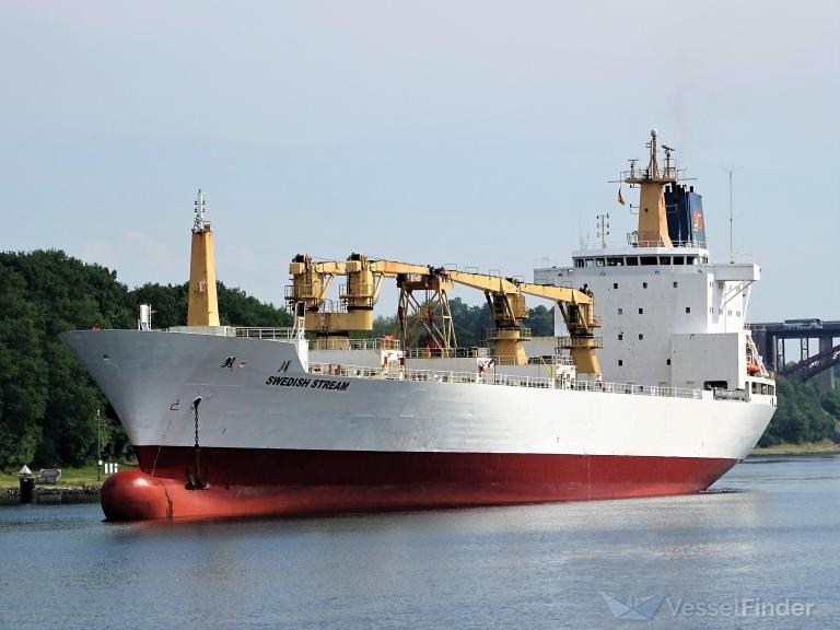 swedish stream (Refrigerated Cargo Ship) - IMO 9030149, MMSI 308126000, Call Sign C6KD4 under the flag of Bahamas